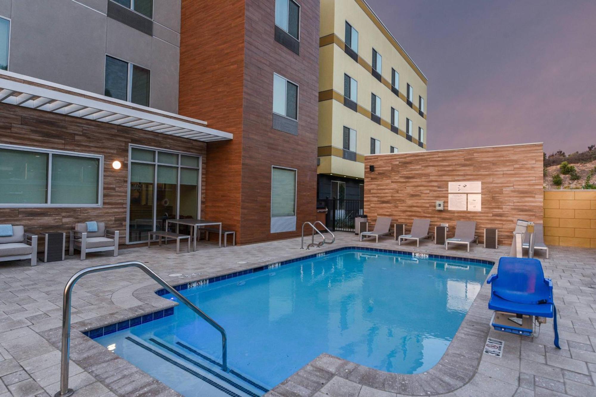 Fairfield Inn & Suites By Marriott Moorpark Ventura County Extérieur photo